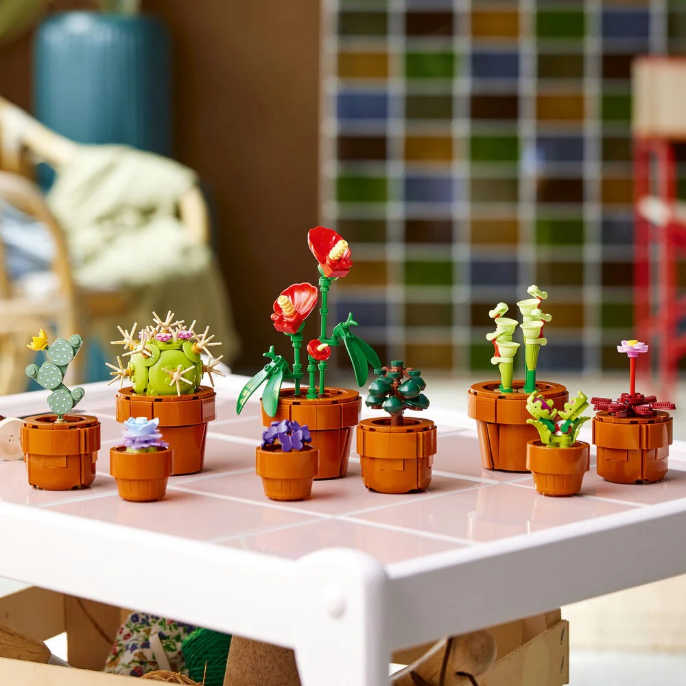 imgi_10_LEGO_Icons_Plantas_Diminutas_10329_Decoraci_n_Natural_sin_Mantenimiento_para_Adultos_1000x